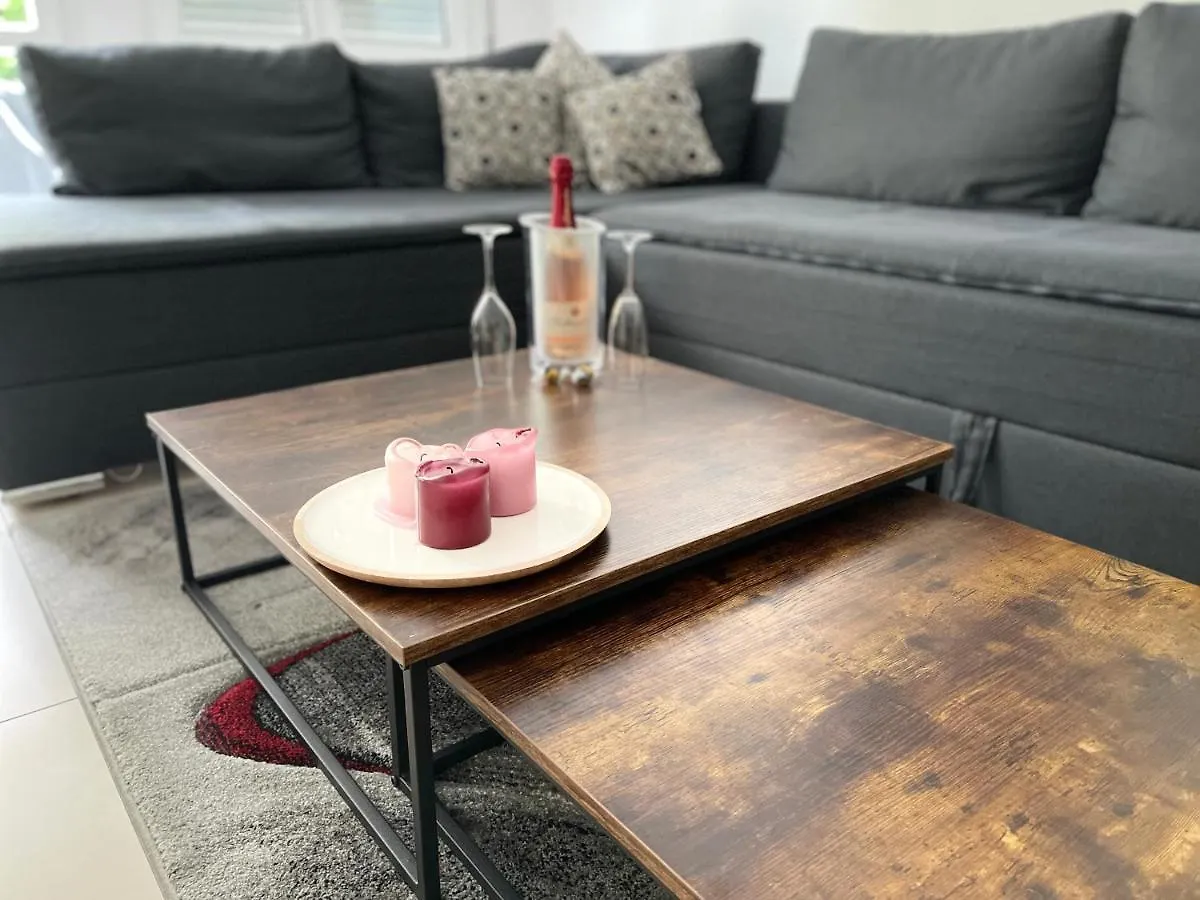 Lägenhet Sonnige Wohnung Im Zentrum Mit Terrasse U Tiefgarage - Netflix & Prime Leipzig